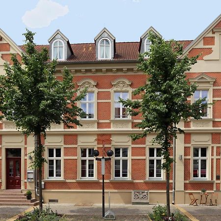 Gut Hotel Stadt Beelitz Extérieur photo
