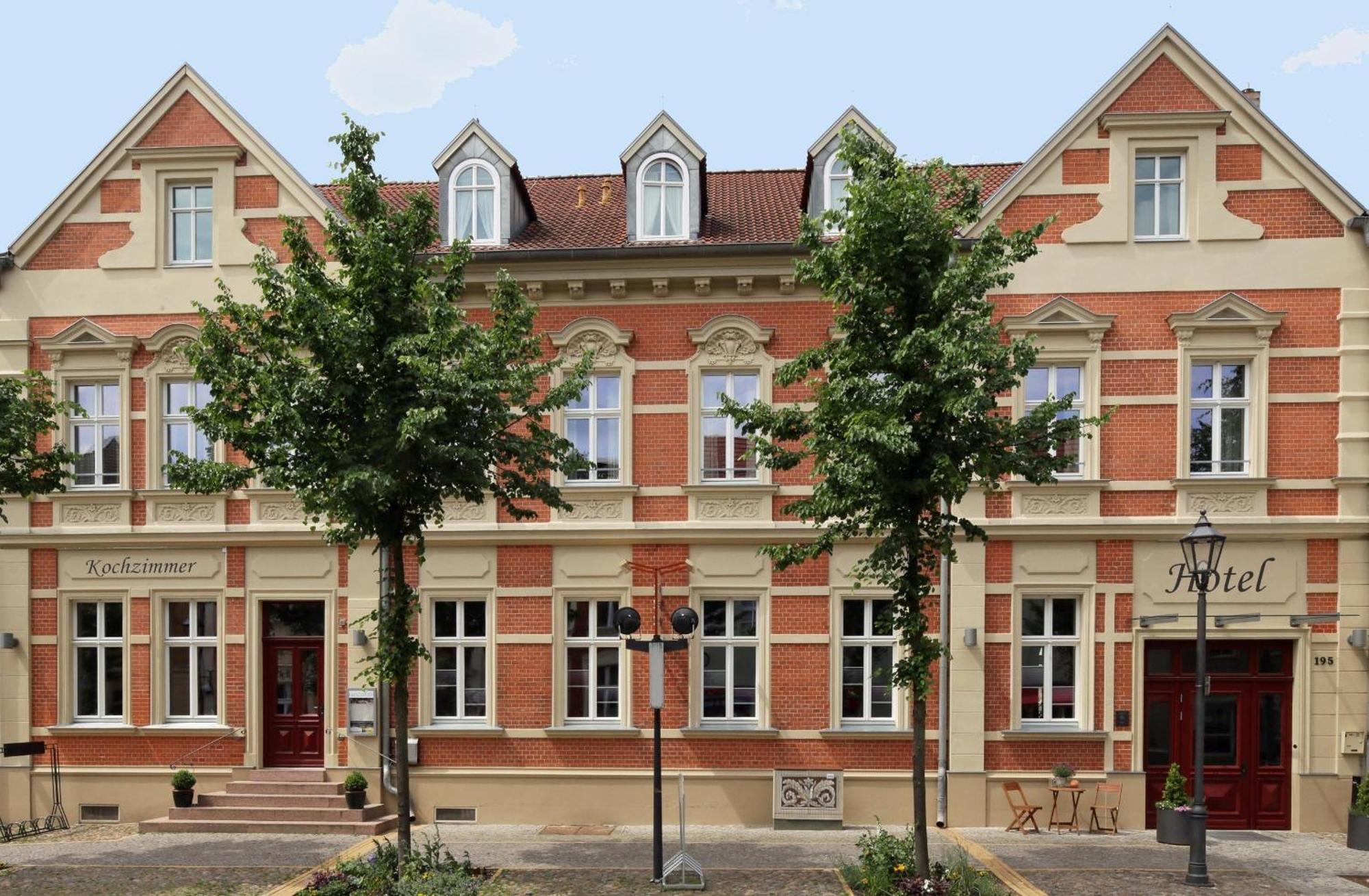 Gut Hotel Stadt Beelitz Extérieur photo
